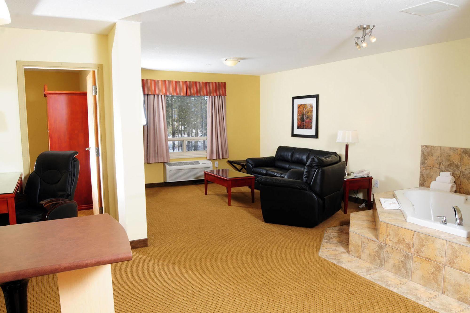 Trend Mountain Hotel & Conference Centre Tumbler Ridge Zimmer foto
